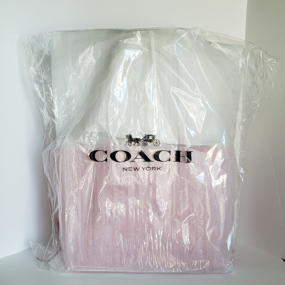 SOLD COACH | Central Tote with Zip - Picture 13 of 14